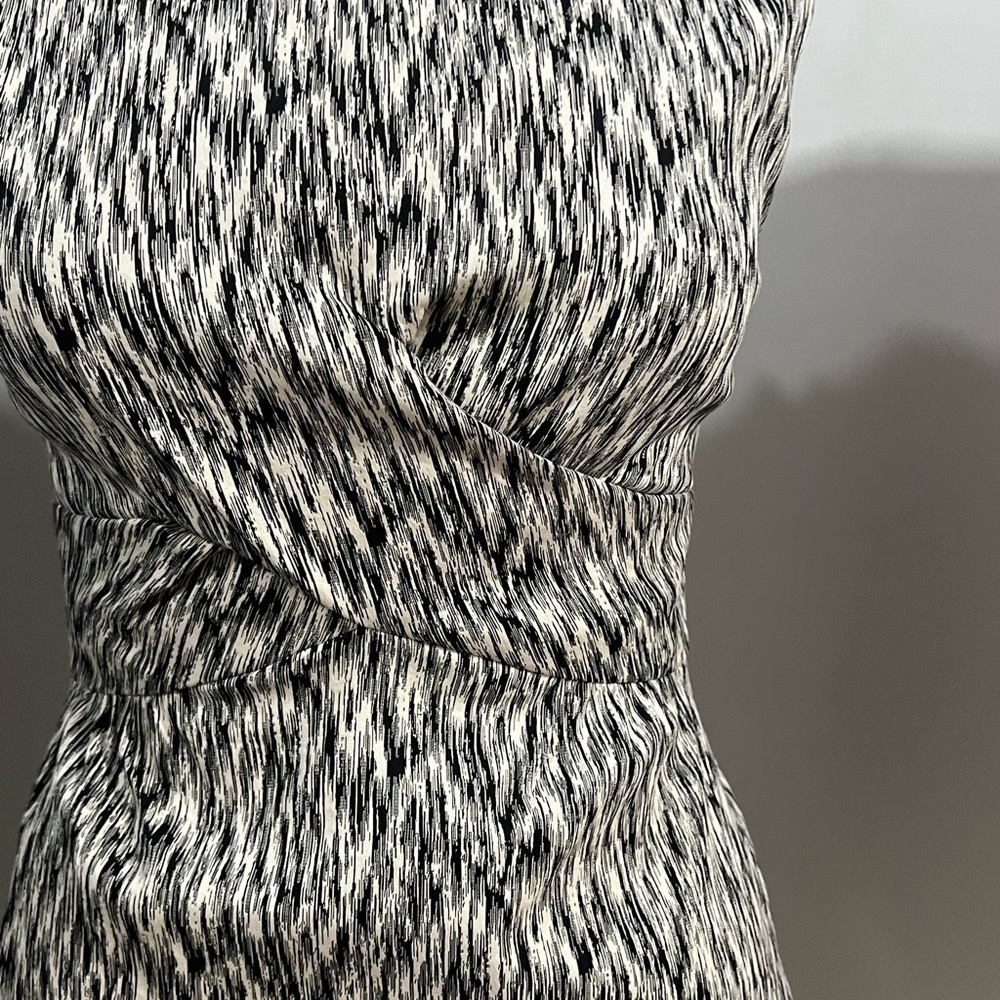 WHIT lib Sheath Dress Cocktail Black White Size 2 Sleeveless Career - Picture 13 of 14